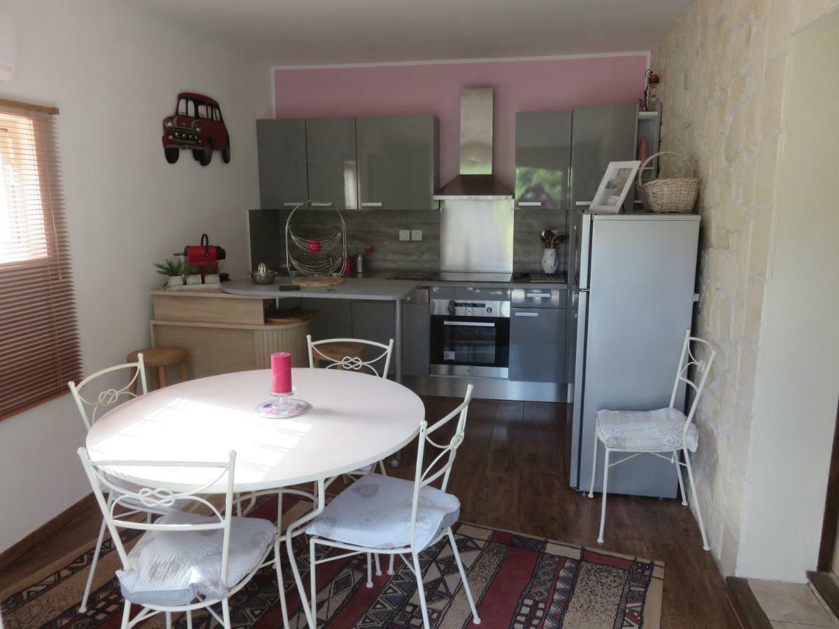 Charmant Appartement Saint Gely Cornillon المظهر الخارجي الصورة