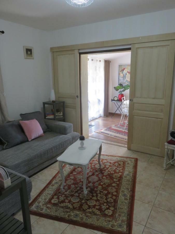Charmant Appartement Saint Gely Cornillon المظهر الخارجي الصورة